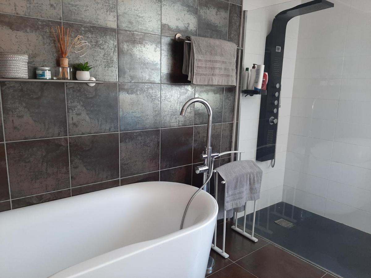 Chambre Double Dans Maison Chaleureuse Et Familiale Carcassonne Esterno foto